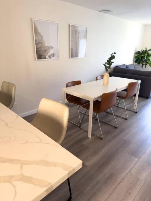 Modern Retreat 1 Mi. From Disney Анахайм Екстериор снимка