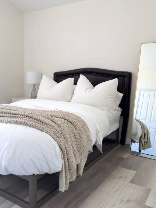 Modern Retreat 1 Mi. From Disney Анахайм Екстериор снимка